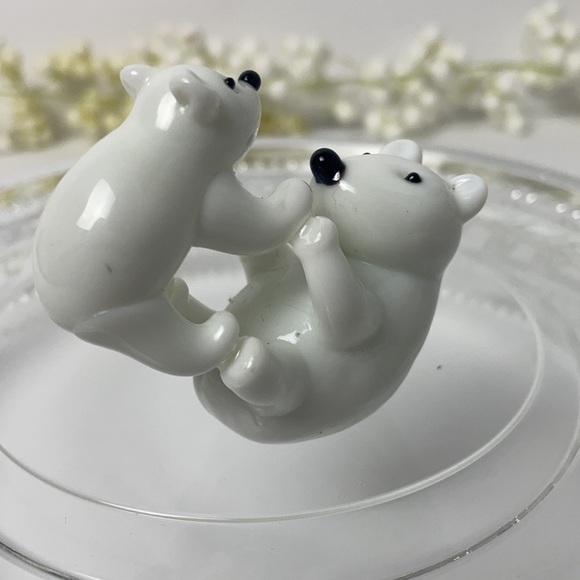 Miniature Art Playful Polar Bears - Picture 6 of 16